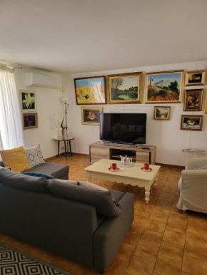 Maison T4, campagne Provençale calme, tout confort